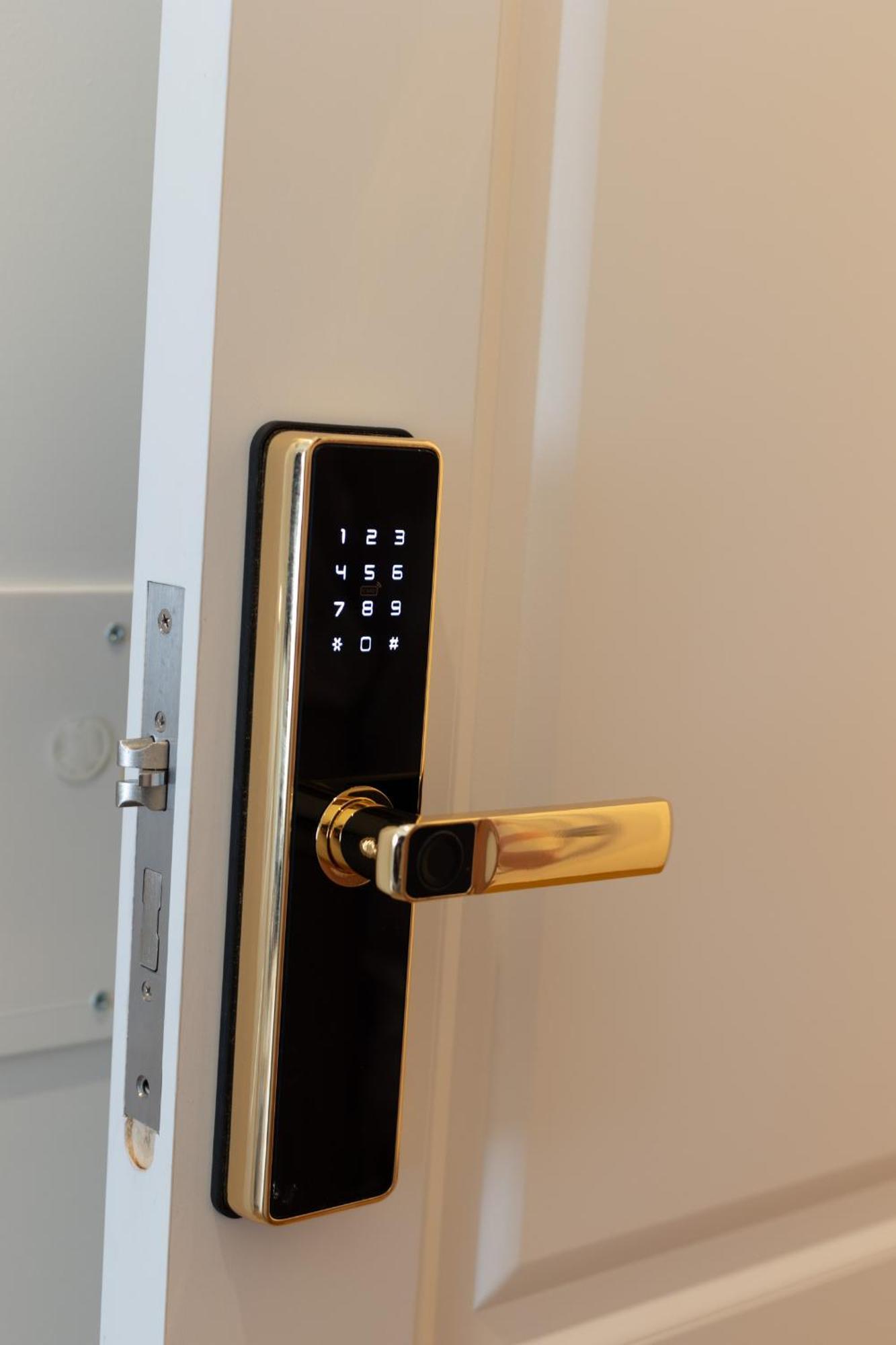 De Vince Suites - Luxury Rooms - Roma Termini Екстериор снимка