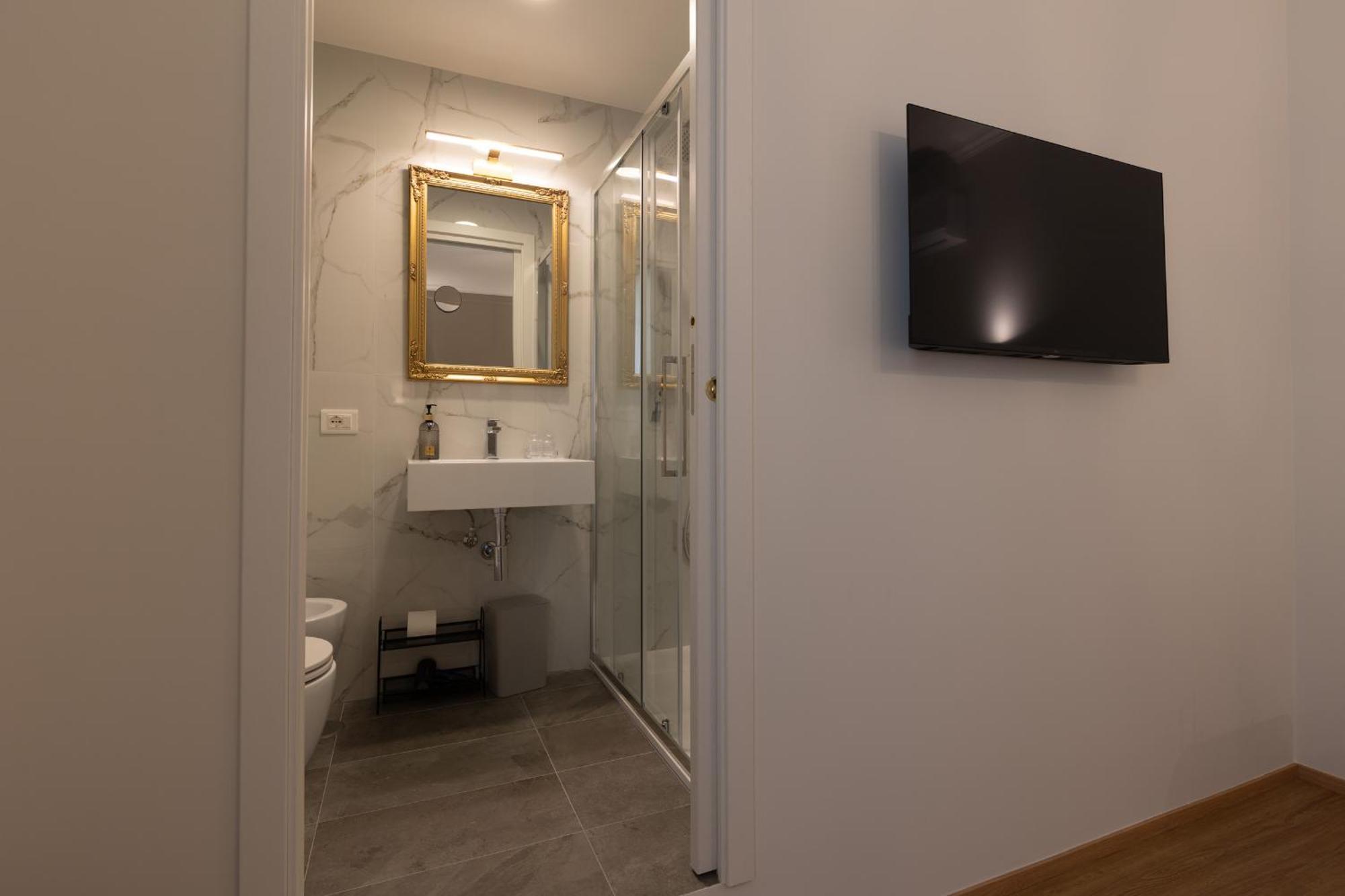 De Vince Suites - Luxury Rooms - Roma Termini Екстериор снимка