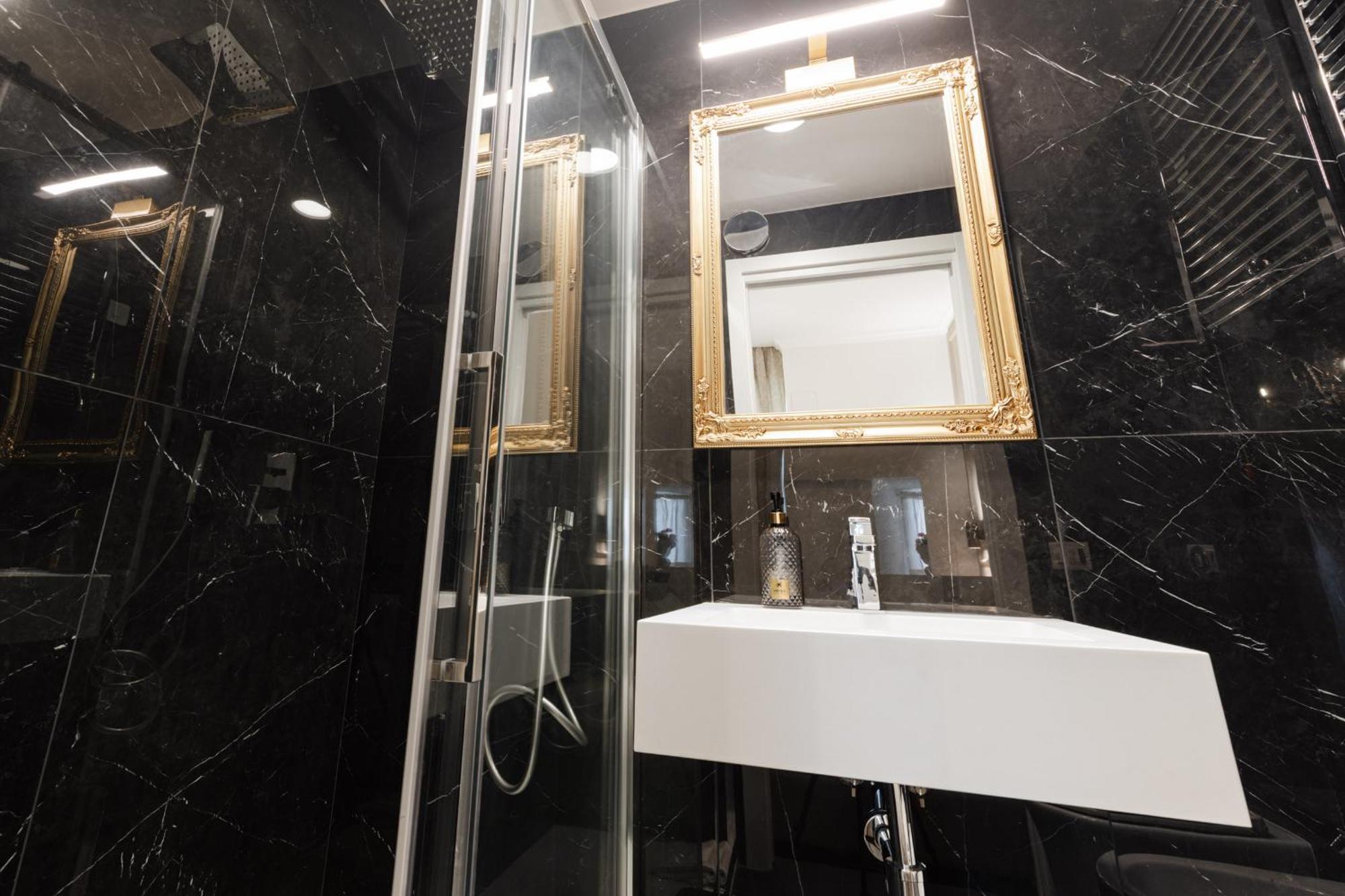 De Vince Suites - Luxury Rooms - Roma Termini Екстериор снимка